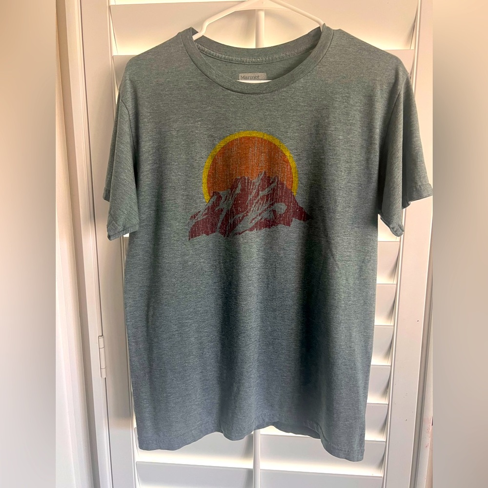 Marmot Men’s t shirt, gently used